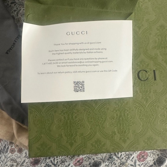 Men’s Gucci, Balenciaga sneakers - Picture 8 of 8